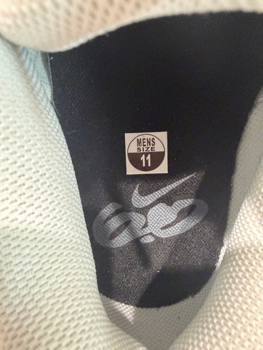 Nike White Black Gray Skate Low-Top Sneakers - Picture 7 of 11